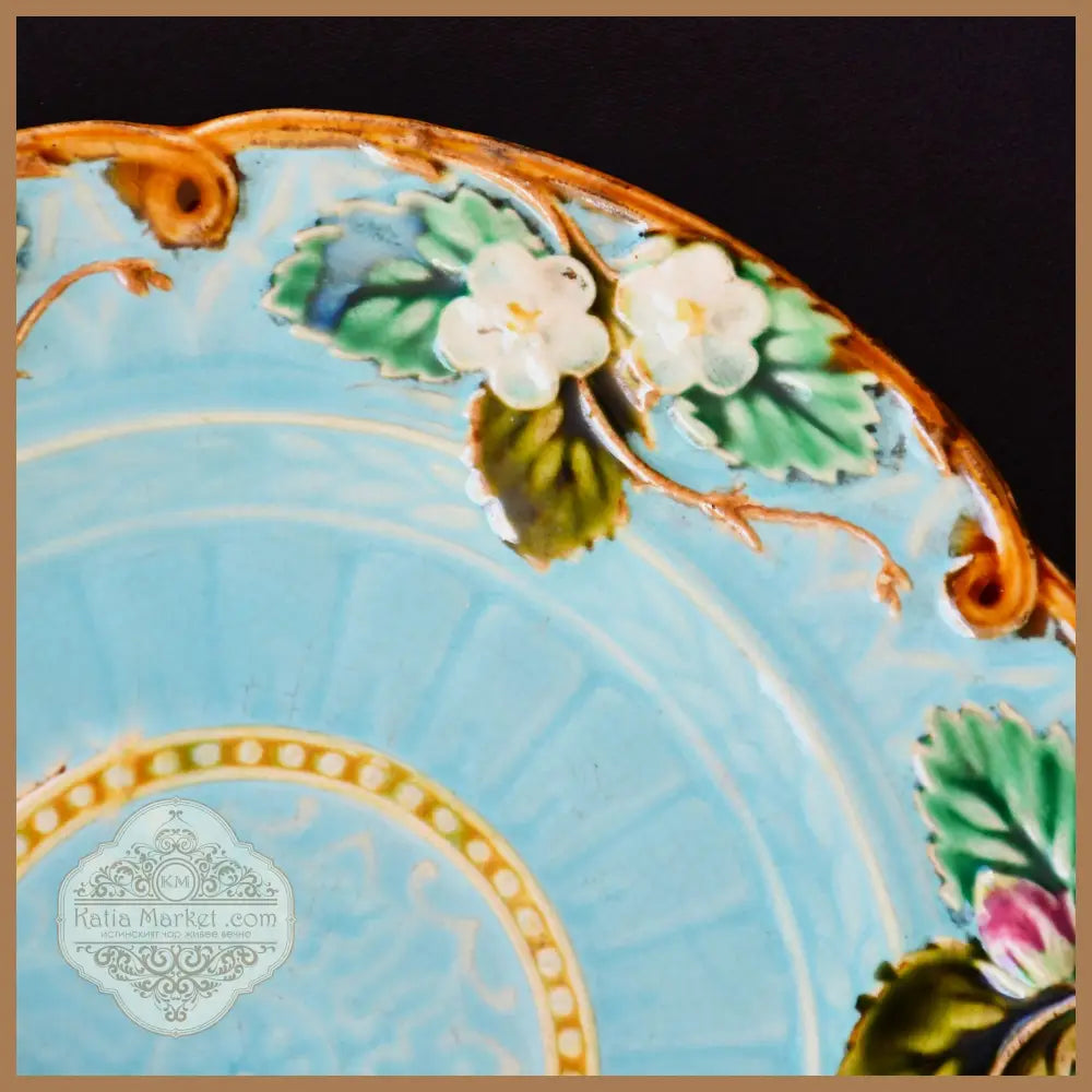 Антична Art Nouveau чиния - майолика. Sarreguemines. - antique