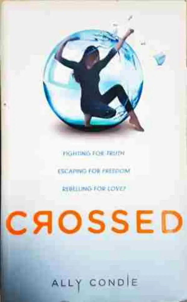 Crossed (4048) - Книга