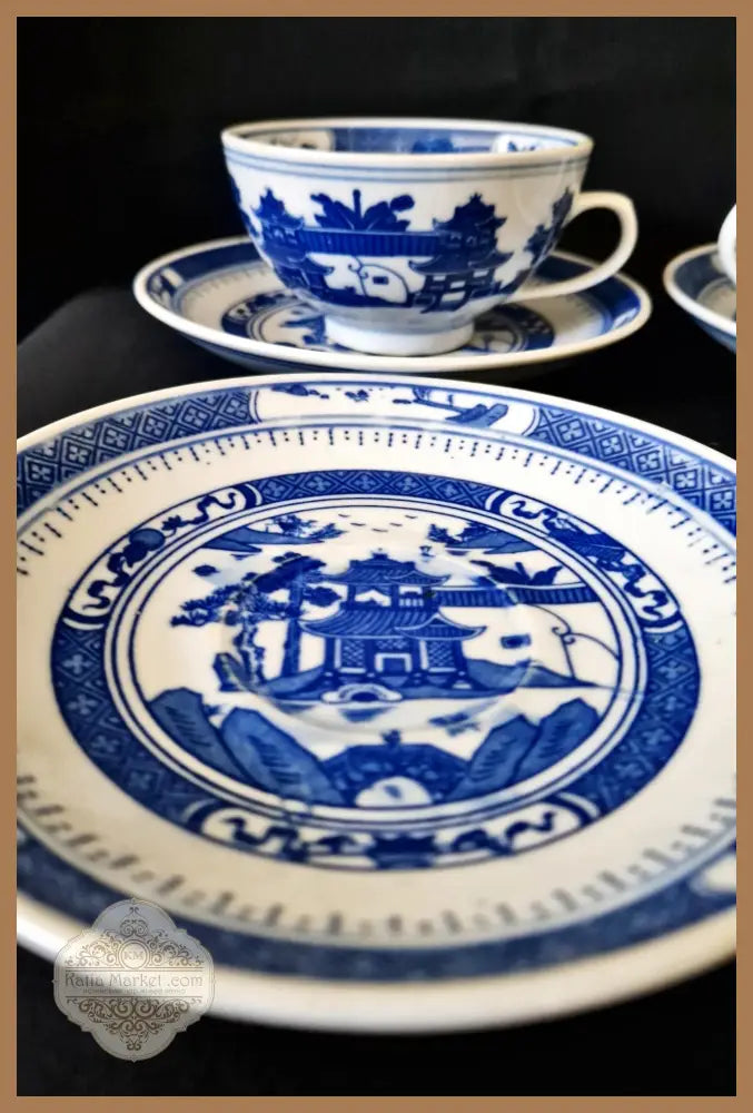 Порцеланови сетове за чай и кафе на брой - antique