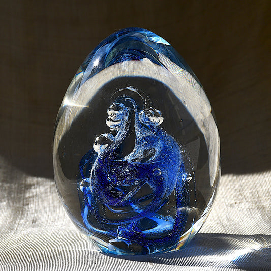 Стъклена скулптура/преспапие Glass Magic, Бохемия, Чехия - началото на 21 век