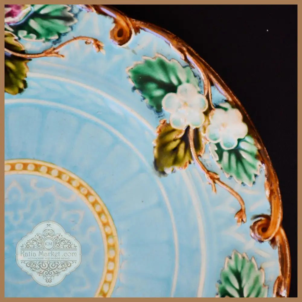 Антична Art Nouveau чиния - майолика. Sarreguemines. - antique