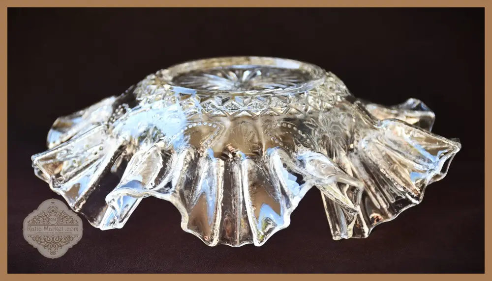Антична бомбониера/купа/centerpiece - тип ’Fenton’ - antique