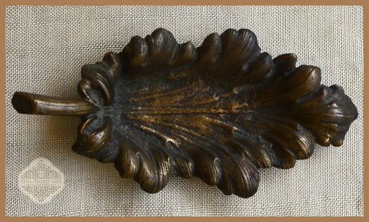 Бронзов пепелник ’Дубовый лист’ от Касли (СССР) - antique