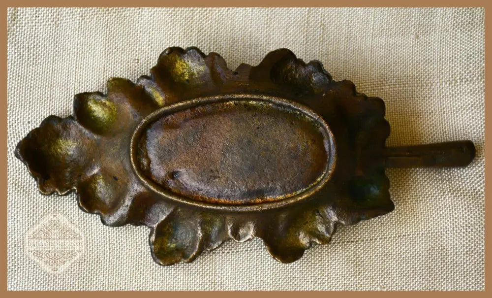 Бронзов пепелник ’Дубовый лист’ от Касли (СССР) - antique