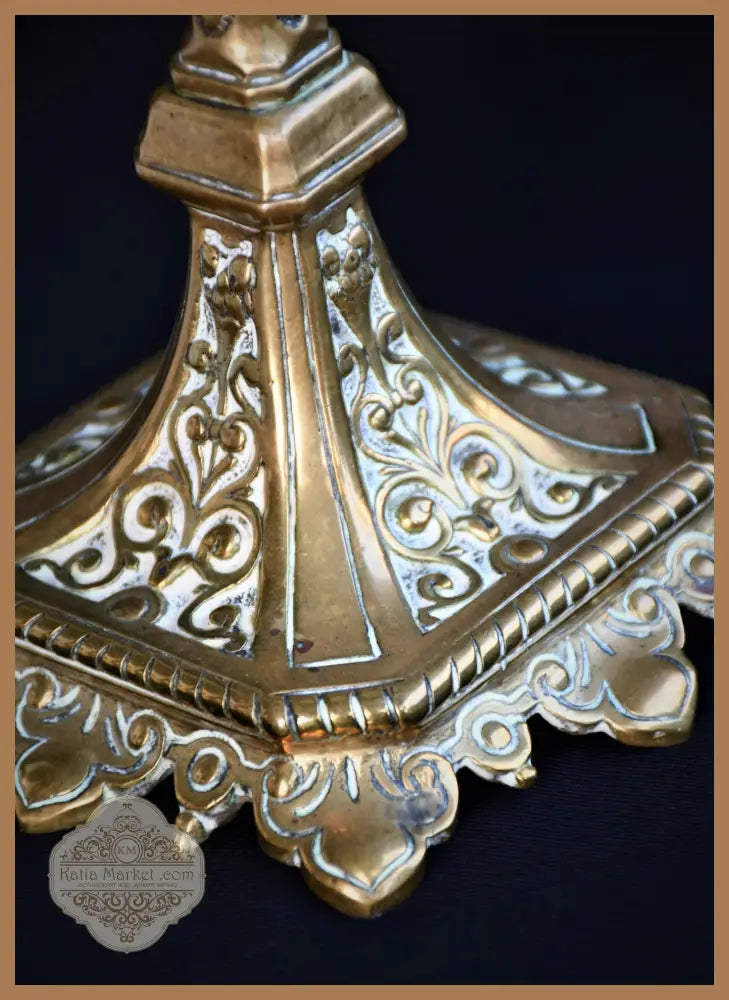 Бронзов свещник - Италия - antique