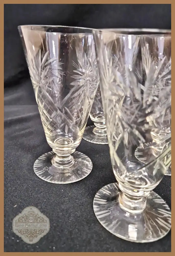 Чаши за безалкохолни или алкохолни напитки на брой - antique