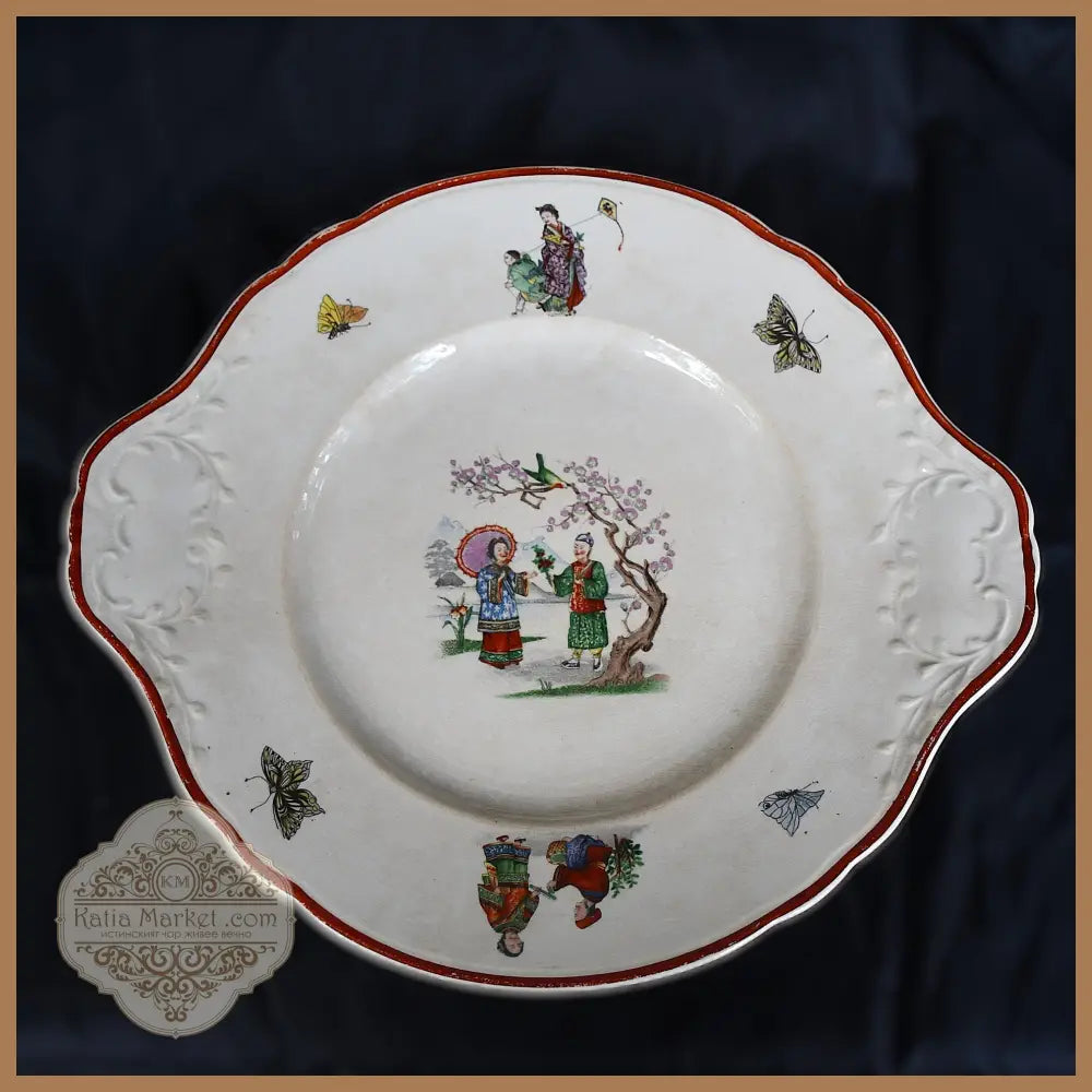 Фаянсово плато Chinoiserie - Кузнецов Русия край XIX - начало XX век - Порцеланов предмет