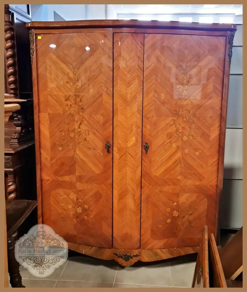 Гардероб - antique