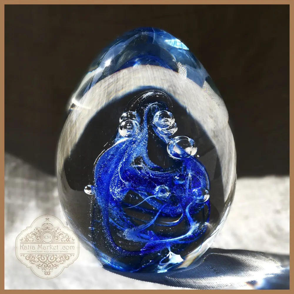 Glass Magic - голямо стъклено яйце / преспапие Бохемия - Антикварен предмет