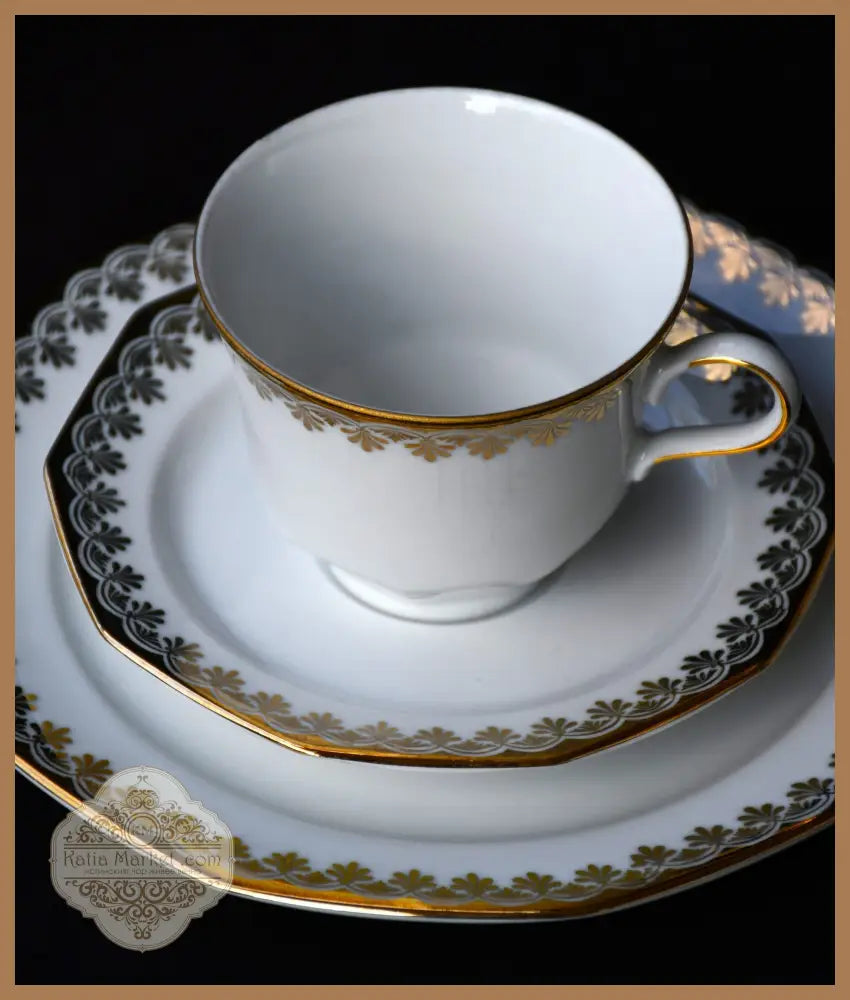 Голям сервиз за кафе от баварски порцелан - antique