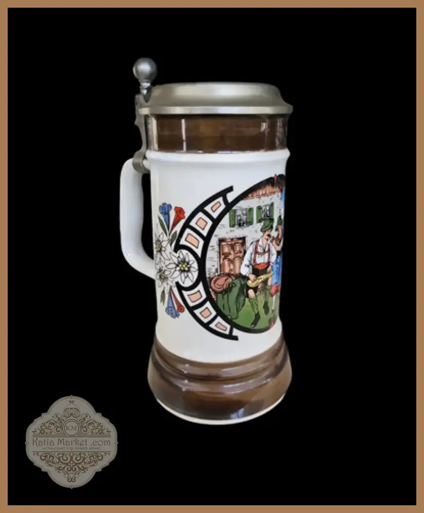 Халба с капак,вместимост 0,5L (459)