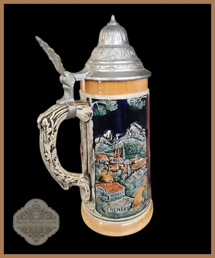 Халба с капак,вместимост 0,5L (464)