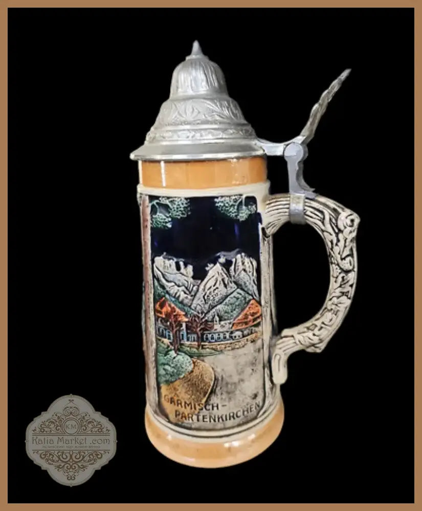 Халба с капак,вместимост 0,5L (464)