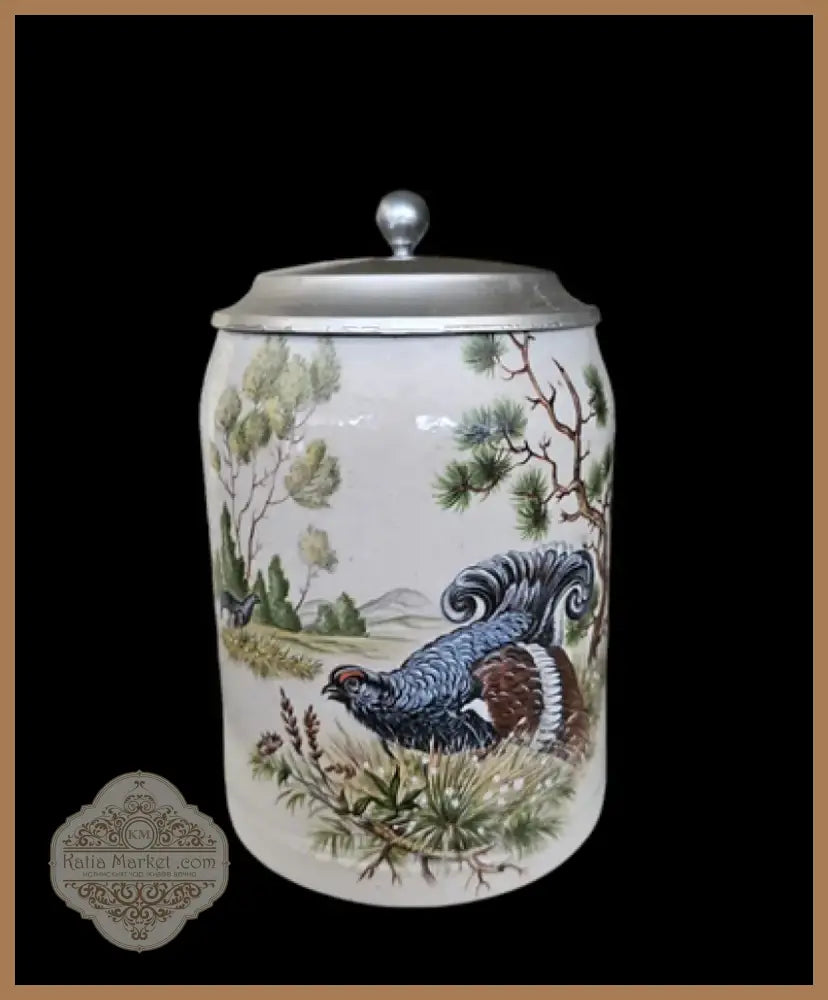 Халба с капак,вместимост 0,5L (467)