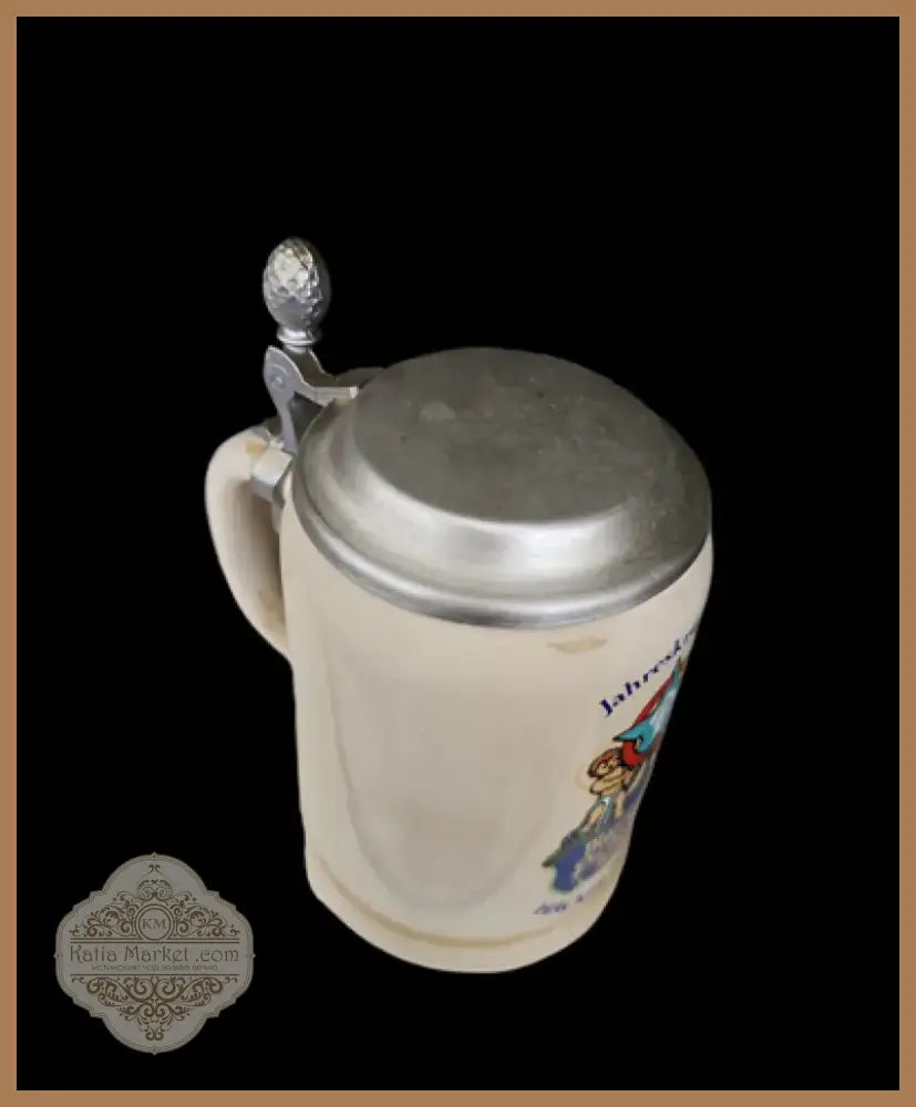 Халба с капак,вместимост 0,5L (474)
