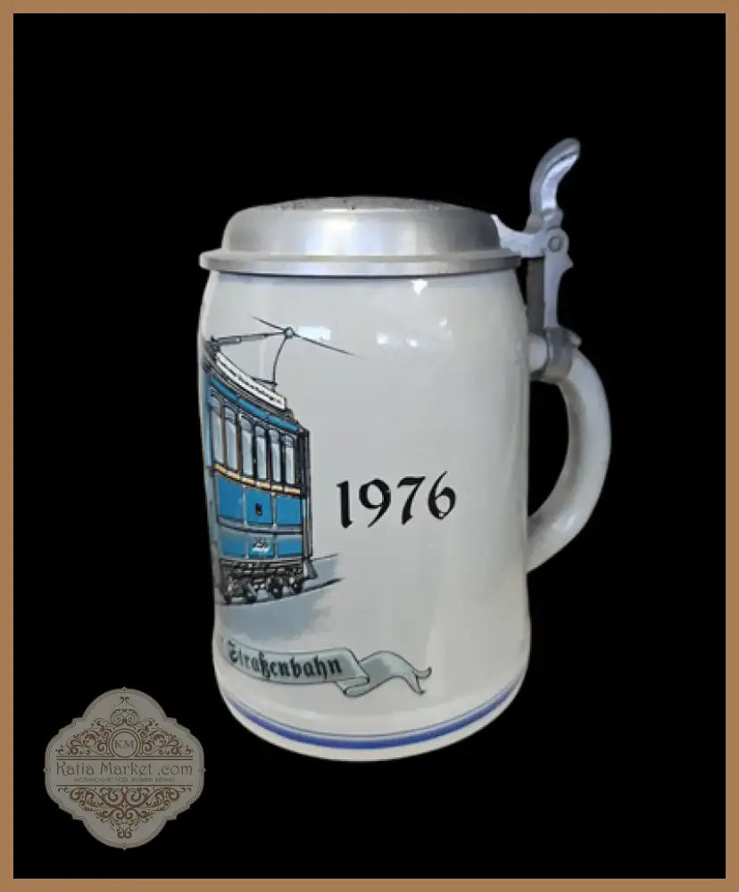 Халба с капак,вместимост 0,5L (468)