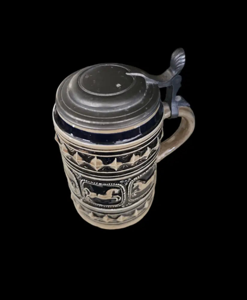 Халба с капак,вместимост 0,5L (460)