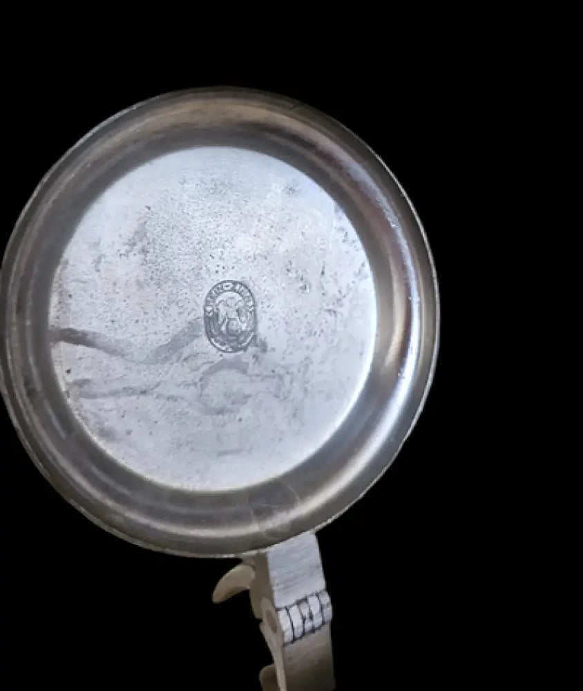 Халба с капак,вместимост 0,5L (462)