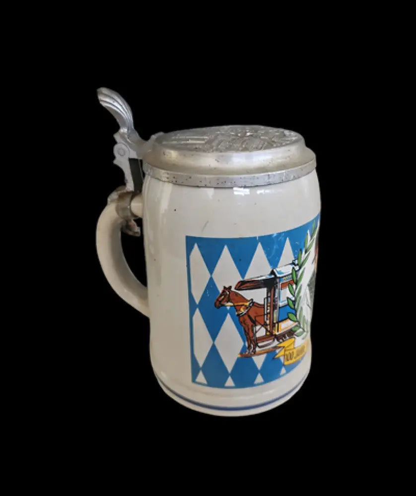 Халба с капак,вместимост 0,5L (462)