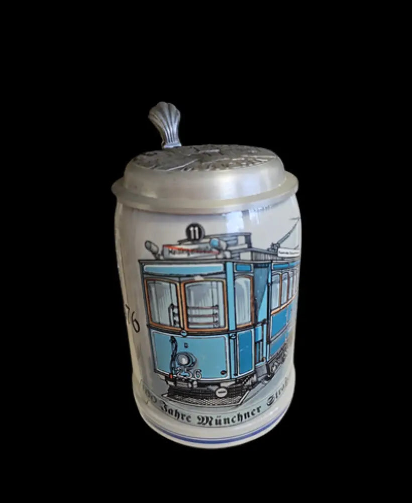 Халба с капак,вместимост 0,5L (468)