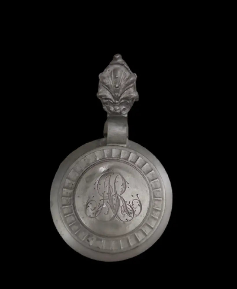 Халба с капак,вместимост 0,5L (494)
