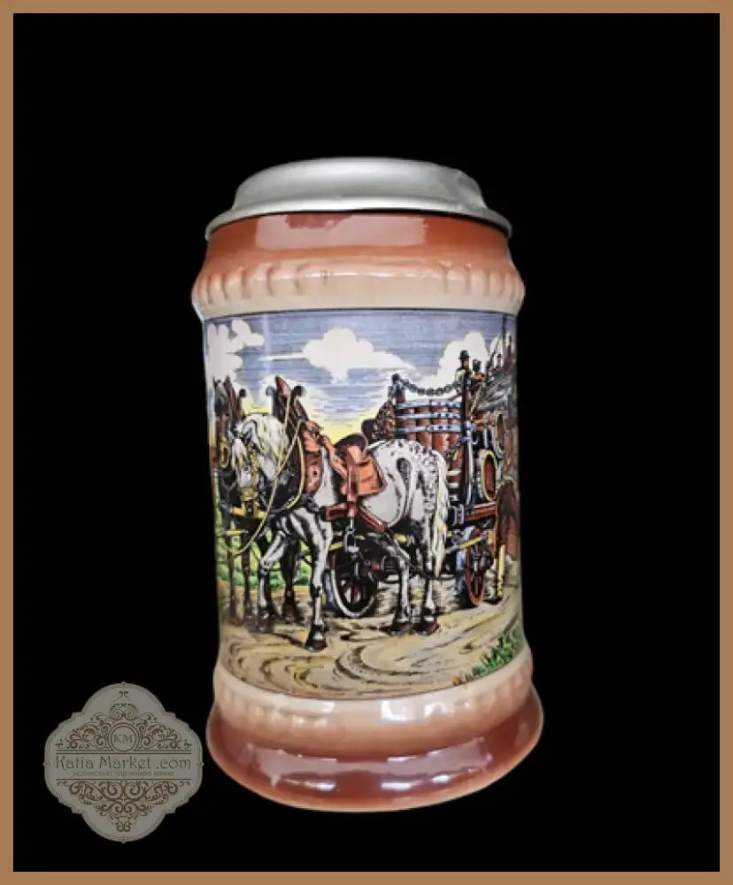 Халба с капак,вместимост 0,5L (471)