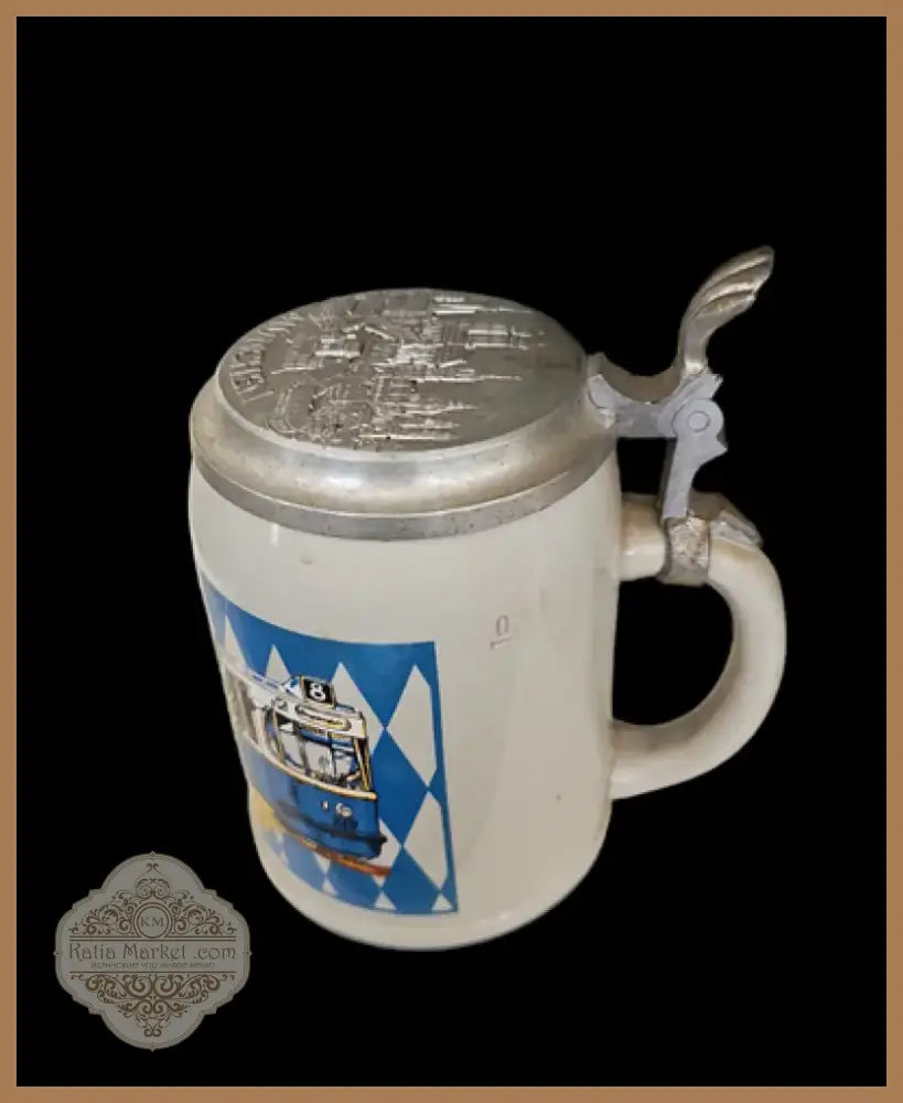 Халба с капак,вместимост 0,5L (462)