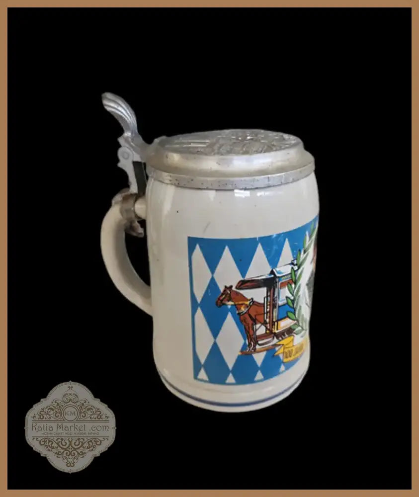 Халба с капак,вместимост 0,5L (462)