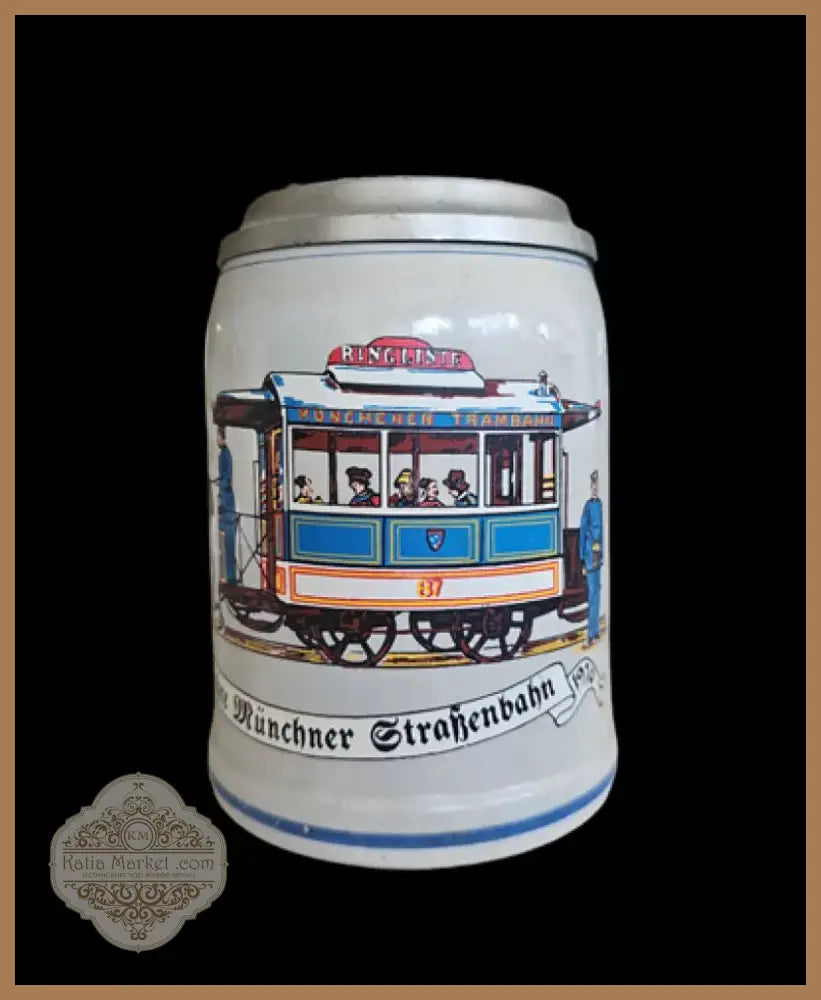 Халба с капак,вместимост 0,5L (465)