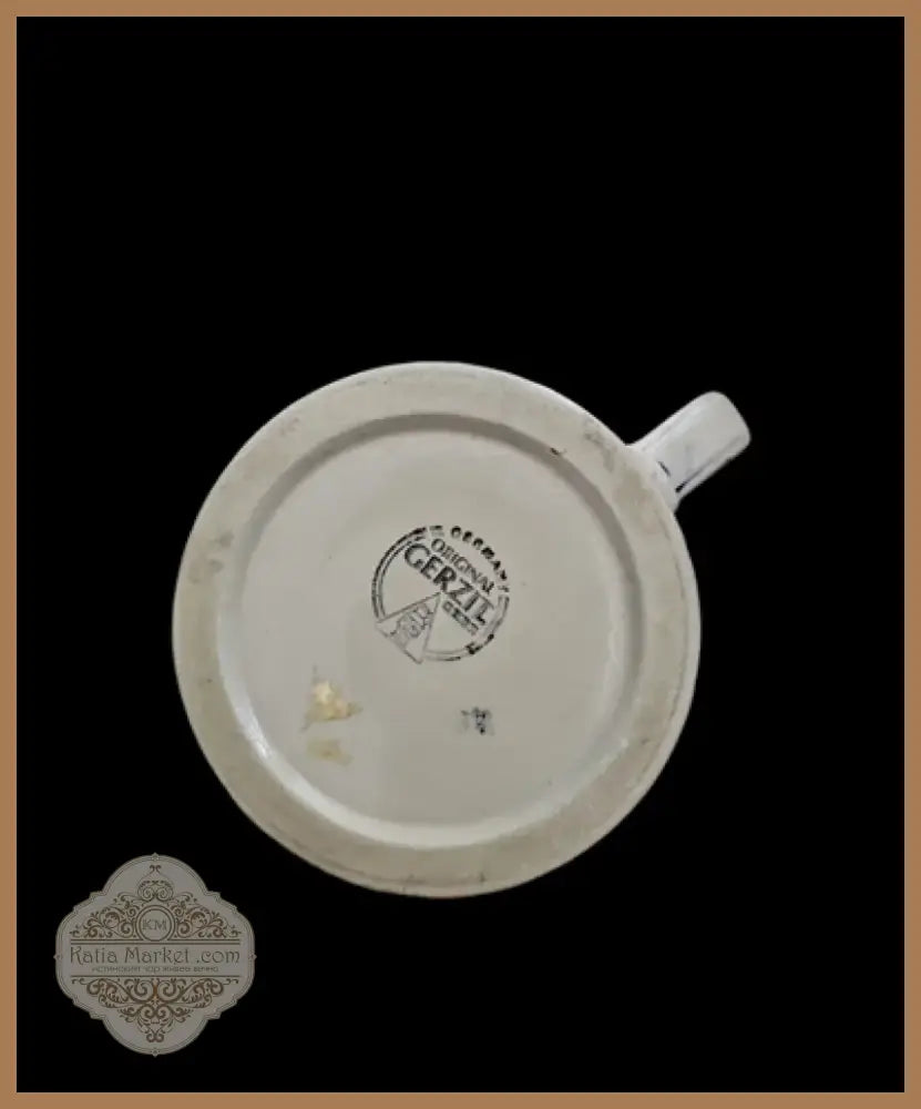 Халба с капак,вместимост 250mL (478)