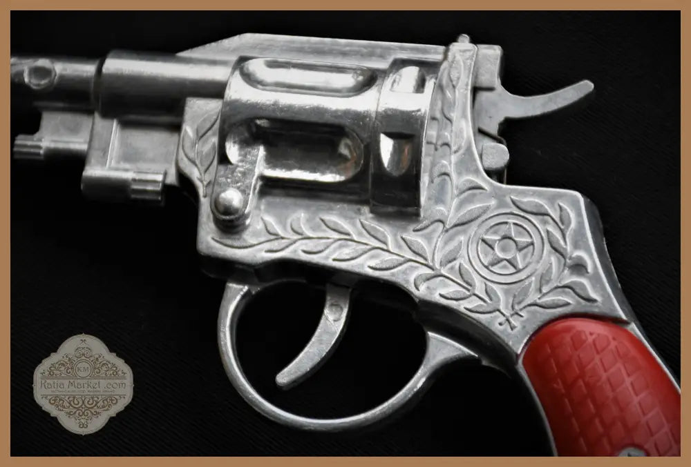 Играчка-револвер от СССР. Нова колекционна. - antique