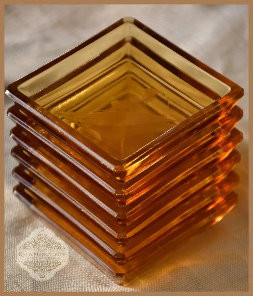 Комплект подложки за чаши Art Deco - ръчно гравирани - antique