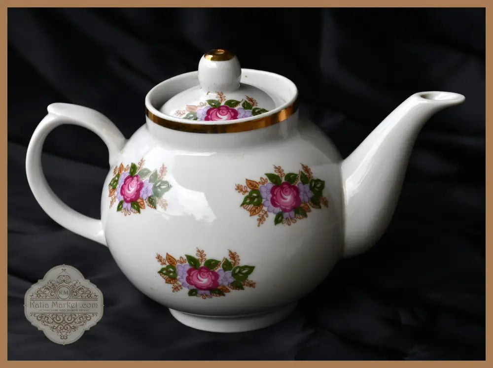 Красив винтидж чайник от СССР - Дулево - antique