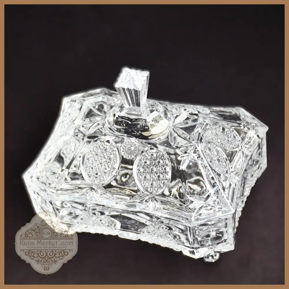 Кристална кутия с капак - antique