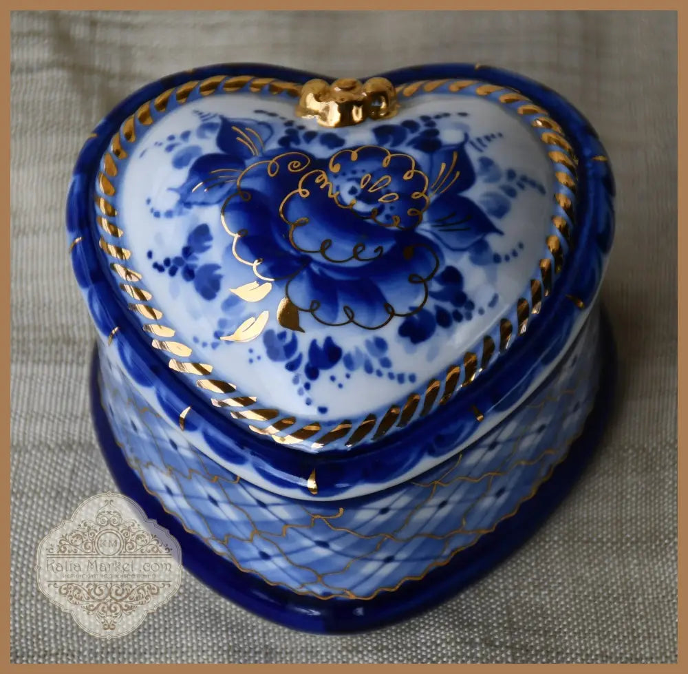 Кутия за бижута с форма на сърце от Гжел Русия - antique
