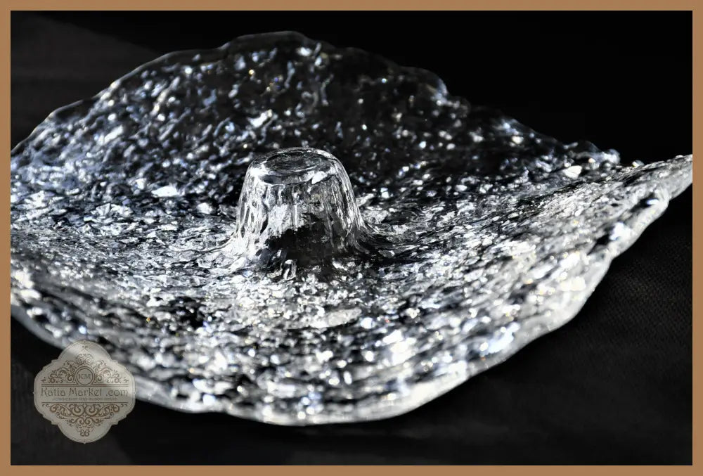 ’Lily Pad’ - два свещника - antique