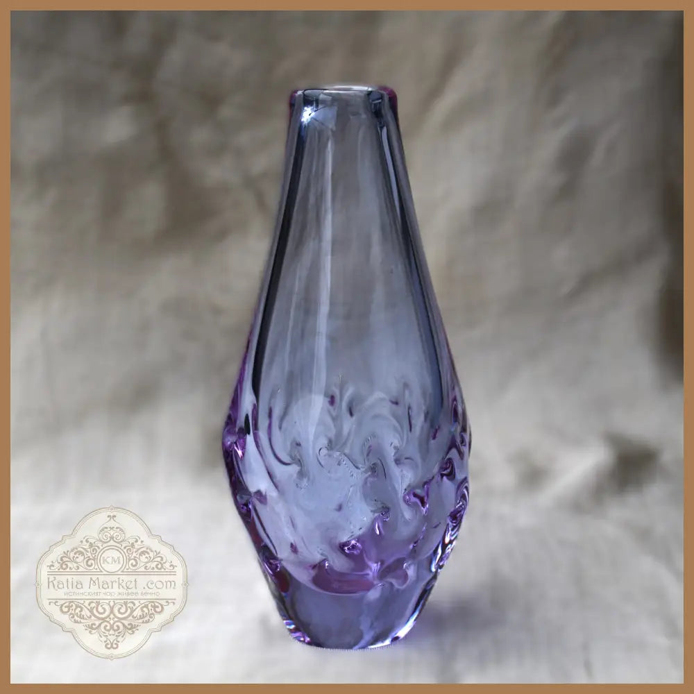 Милослав Клингер - авторска ваза неодимиево стъкло Zelezny Brod Glassworks Чехословакия 1960-те - Стъклена ваза