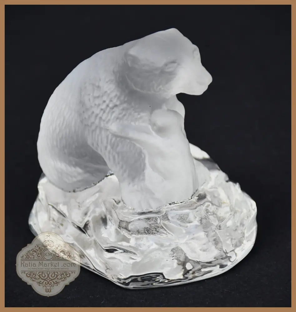 Полярна мечка с мечето си - кристална скулптура на SEA Glasbruk Kosta - antique