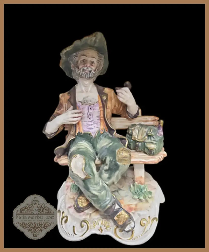 Порцеланова статуетка Capodimonte (243)
