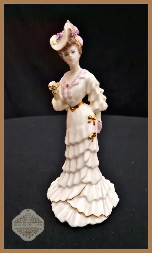 Порцеланова статуетка Coalport - лимитирана колекция Lady May - antique