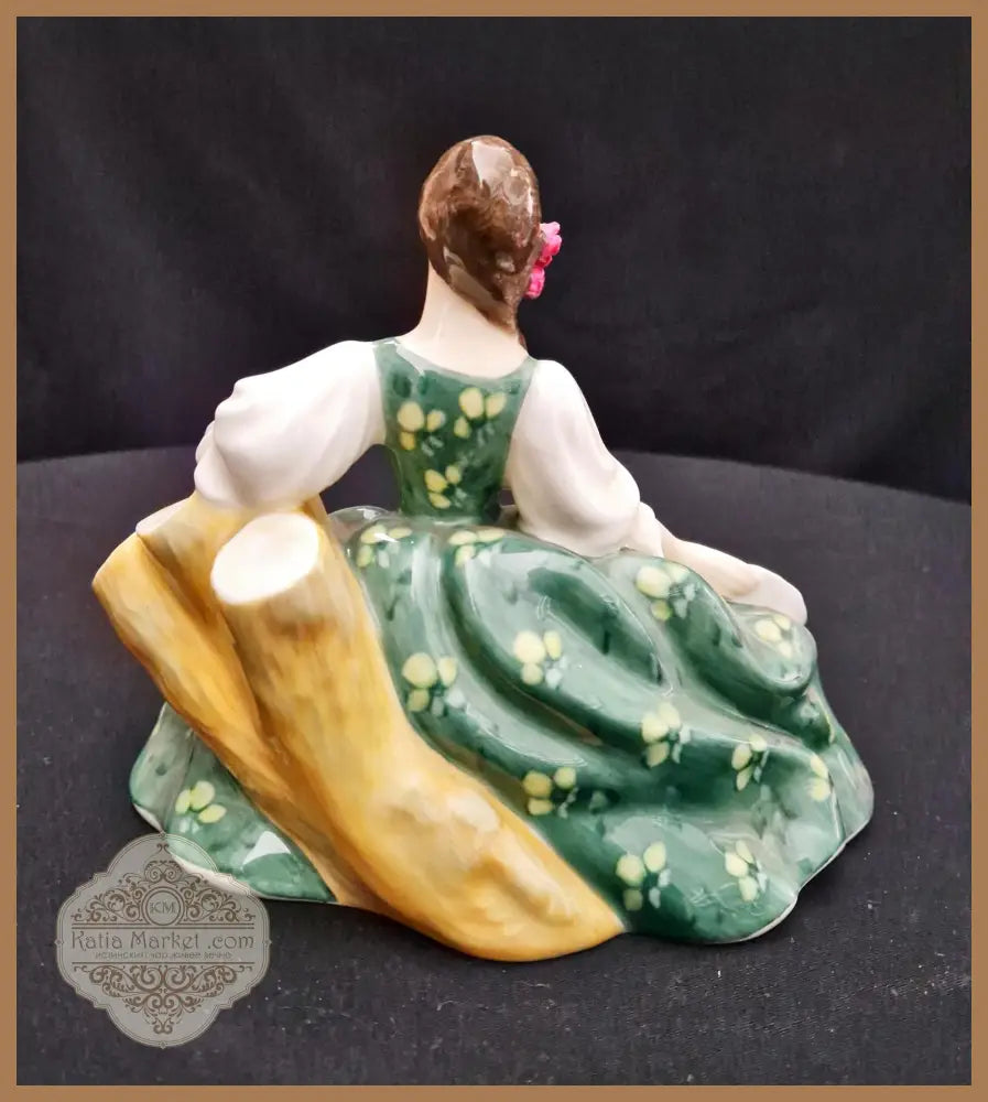 Порцеланова статуетка Royal Doulton - Elyse - antique