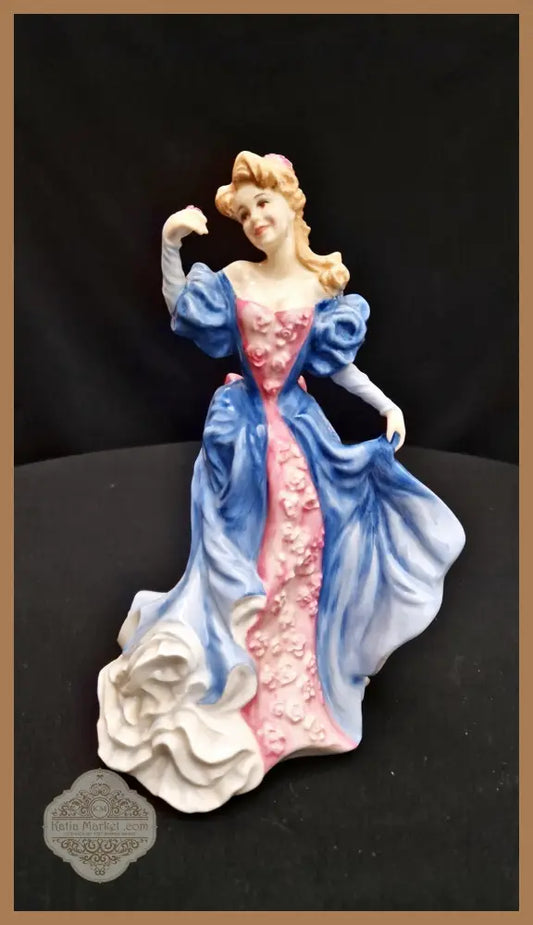 Порцеланова статуетка Royal Doulton - Hannah - antique