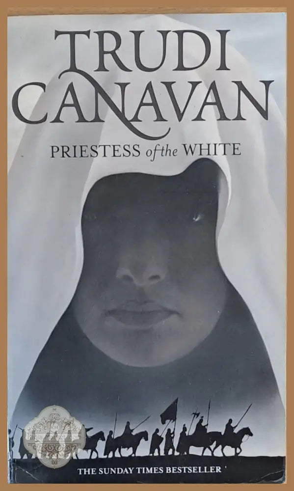 Priestess of the White - Trudi Canavan - Книги