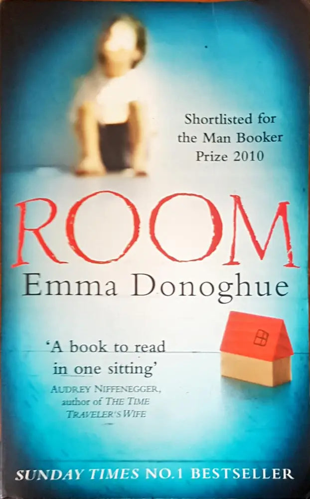 Room (418) - Книга