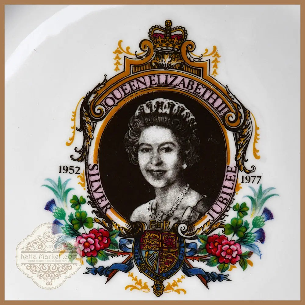 Royal Kent - детайл портрет на кралицата