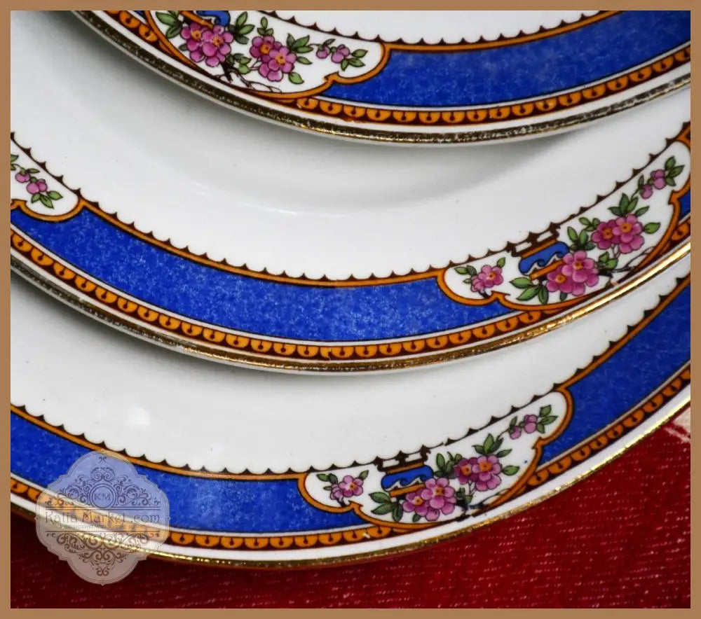 Сервиз на Imperial Porcelain Wedgwood - antique