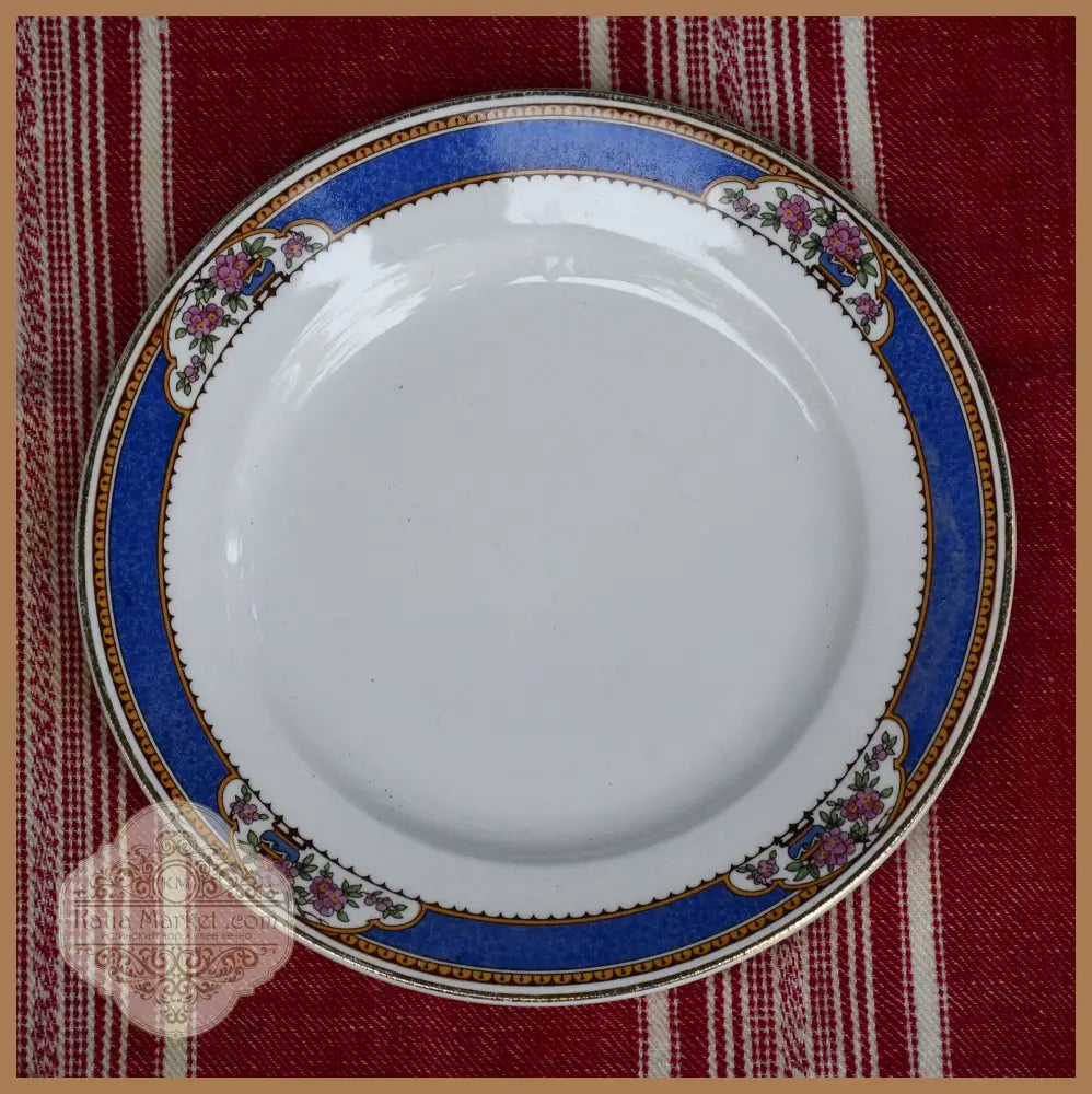 Сервиз на Imperial Porcelain Wedgwood - antique