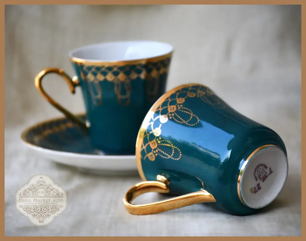 Сервиз за кафе ’Линда’ - винтидж карловарски порцелан - antique