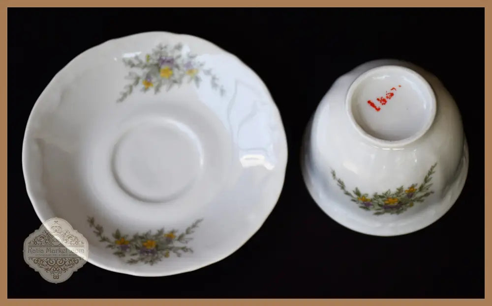 Сервиз за кафе ’Мащерка’ на ’Изида’ - antique