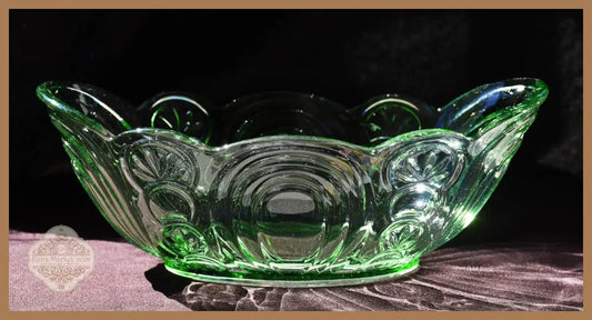 Стъклена фруктиера тип ’гондола’. Арт Деко. 30-те. - antique